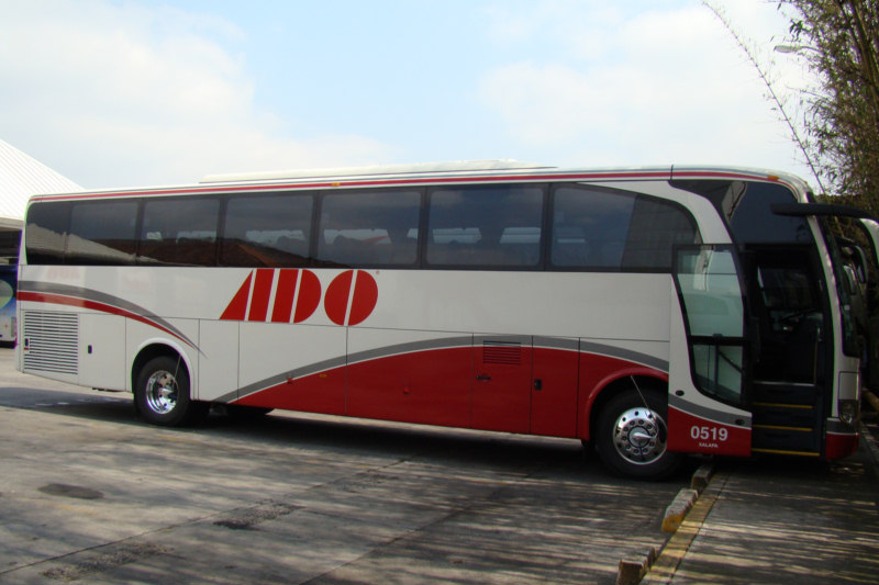 bus from cancun to belize