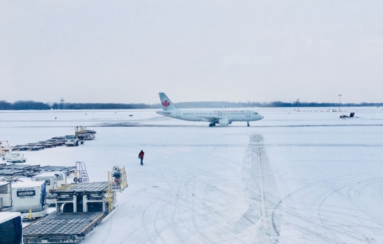 Flight winter airport