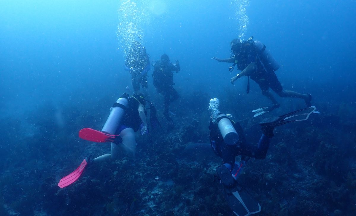 Scuba Diving in Belize