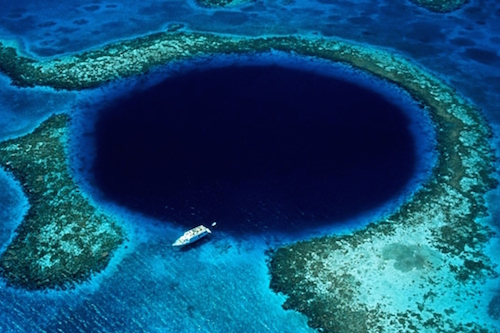 The Great Blue Hole Belize