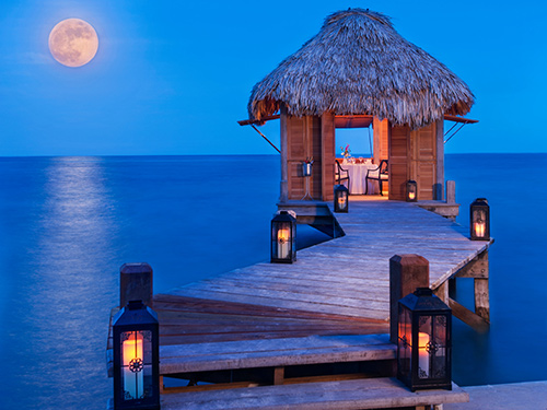 Pier gazebo at Victoria House, Belize