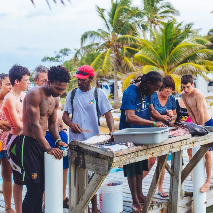 Group of people fish cleanbuing