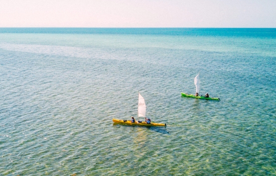 Kayaking Glovers Reef