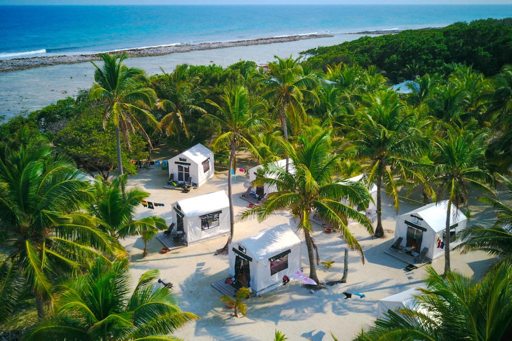 Glover's Reef Basecamp on Southwest Caye