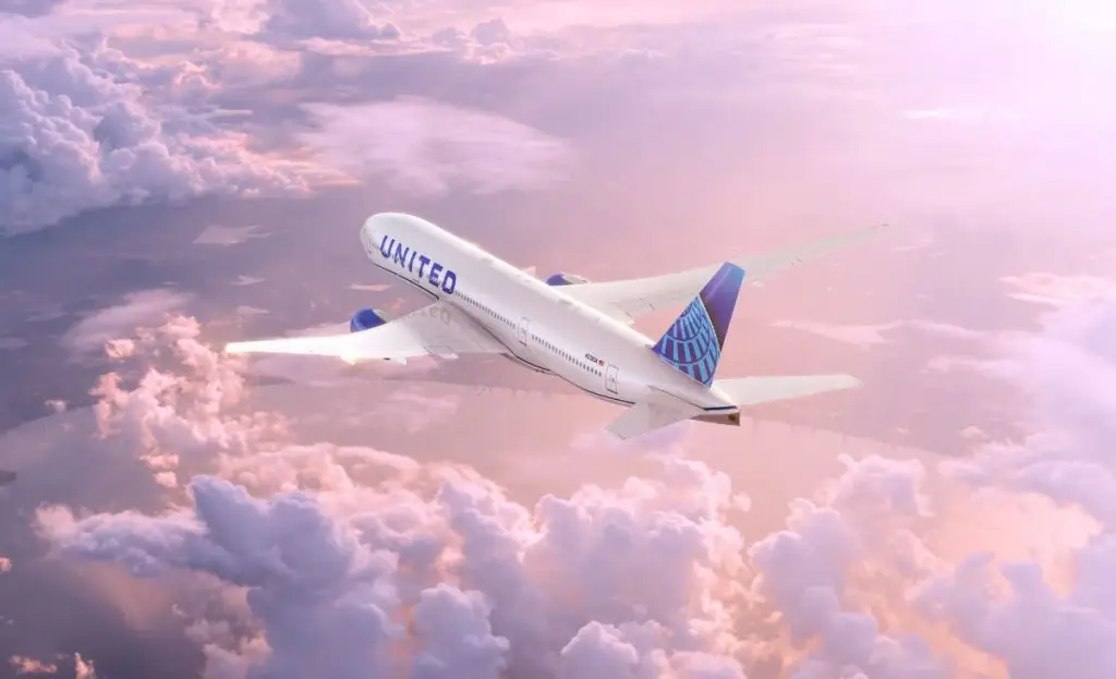 united airlines plane