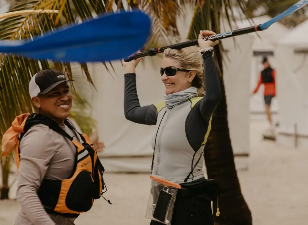 Belize guide giving paddling introduction